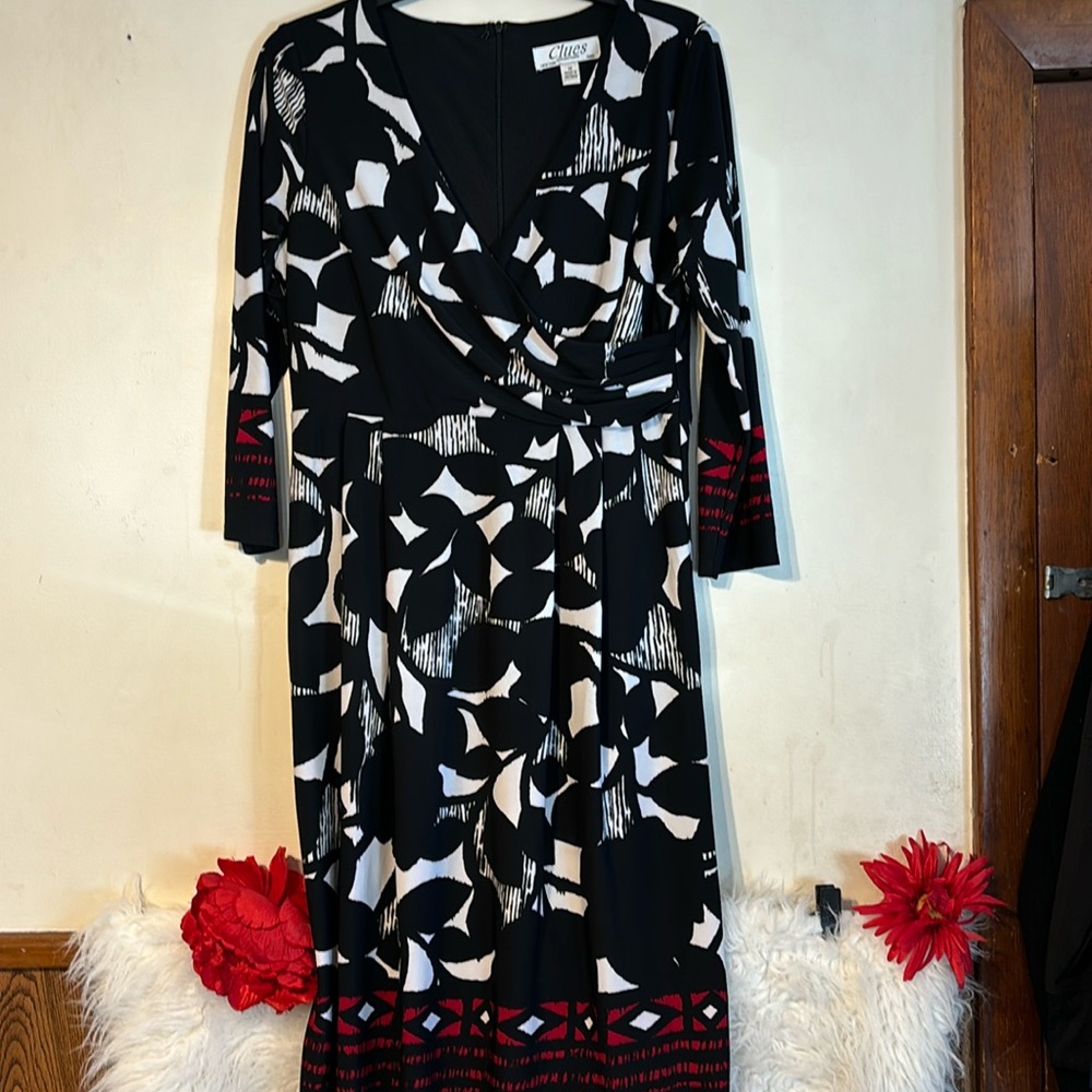 Clues Collections Midi Dress